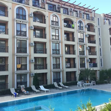 Astoriya Apartment